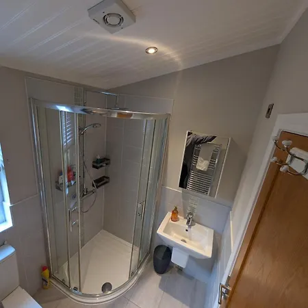 Luxury Hot Tub 3 Bedroom - Windermere Chalet